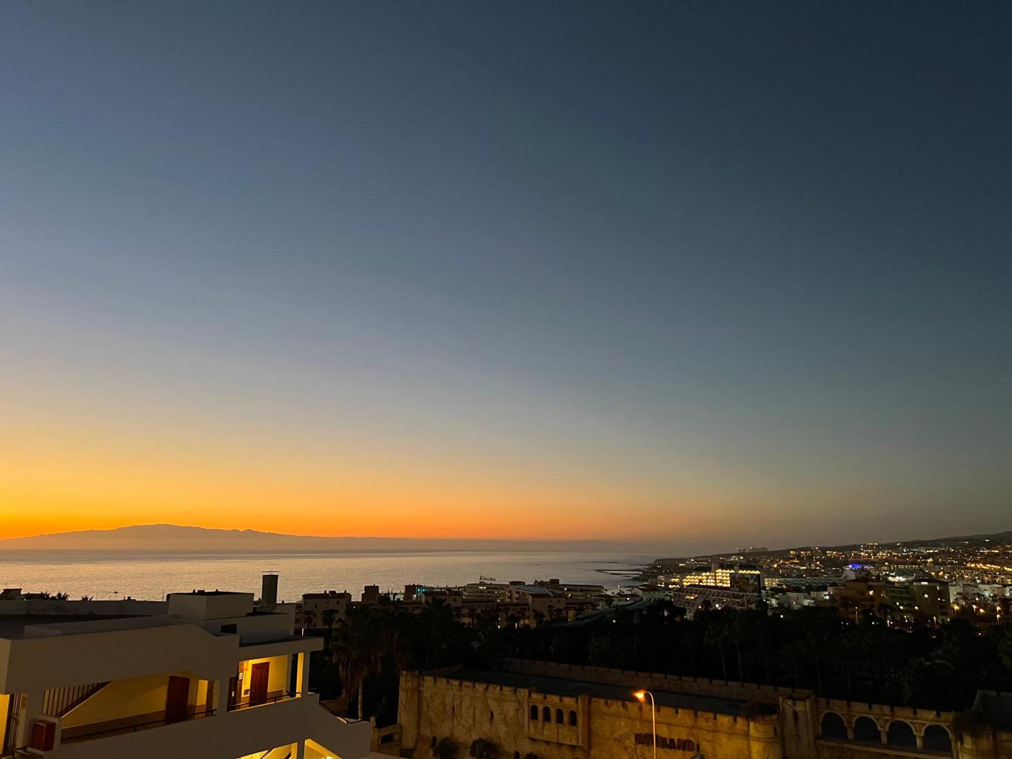 Lovely Sunny Apartment Costa Adeje  ภายนอก รูปภาพ